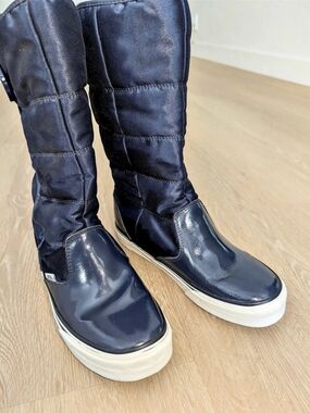 Vans Vintage Quilted Puffy Winter Snow Boots Navy Blue Women's Size 8